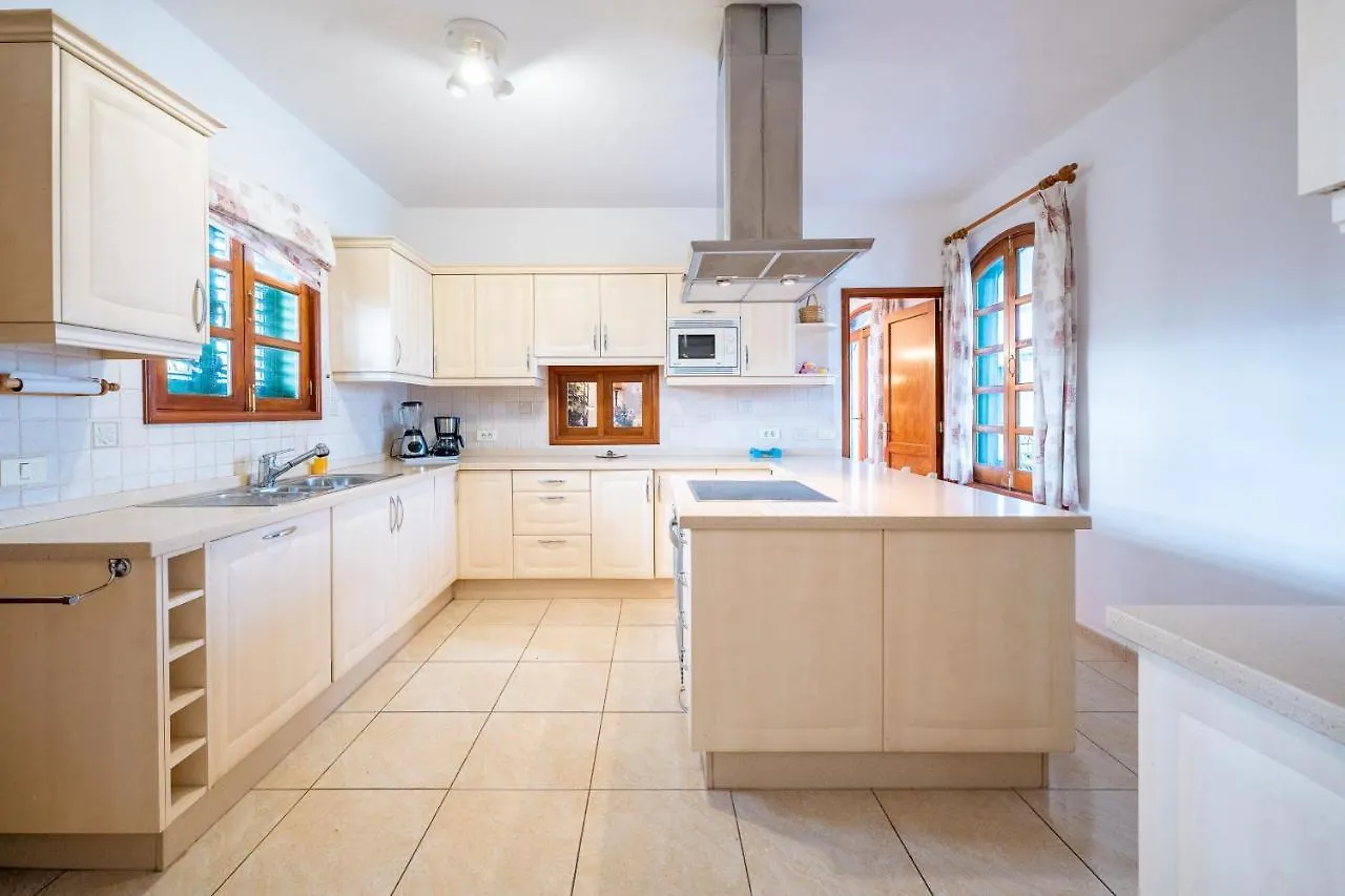 Villa Milan Puerto del Carmen  0*, Puerto del Carmen (Lanzarote) İspanya