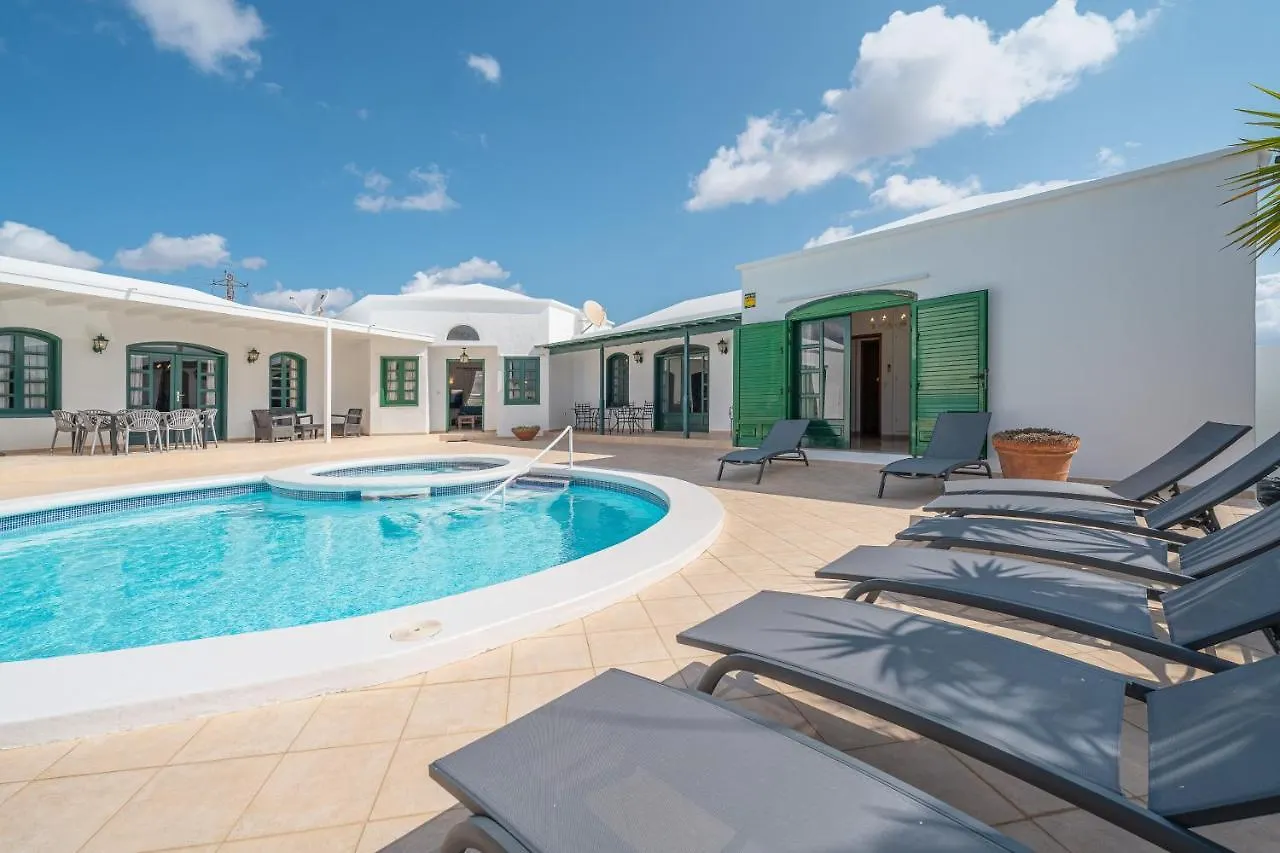 Villa Milan Puerto del Carmen  İspanya